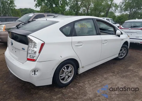 2010 Toyota Prius Iii z USA, uszkodzony, nr VIN JTDKN3DUXA5202132